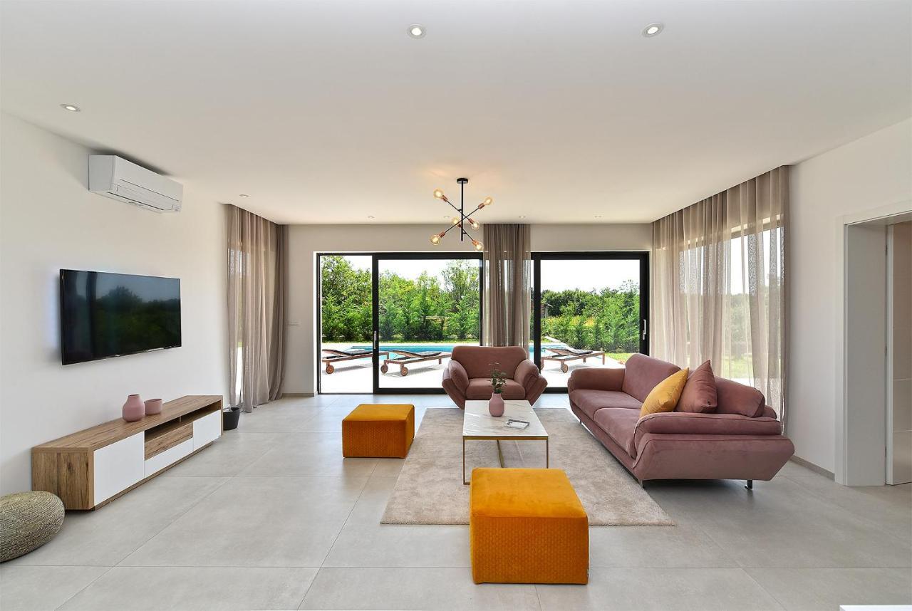 House Bijazici 2117 Holiday home *
